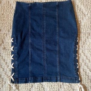 Free People Denim Lace-up skirt!